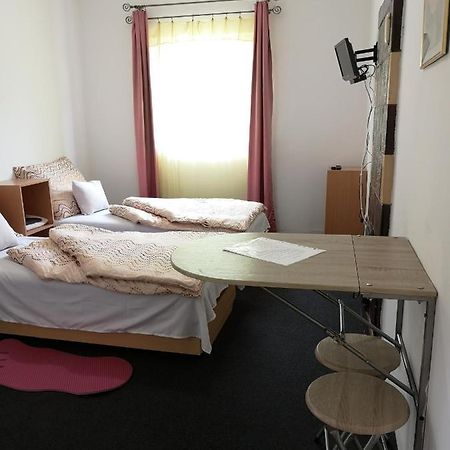 Vendeghaz Kalocsa Otel Dış mekan fotoğraf